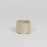 Miyelle handgefertigte Tasse aus Keramik im Concept Store HUMAN NEST Curated Design